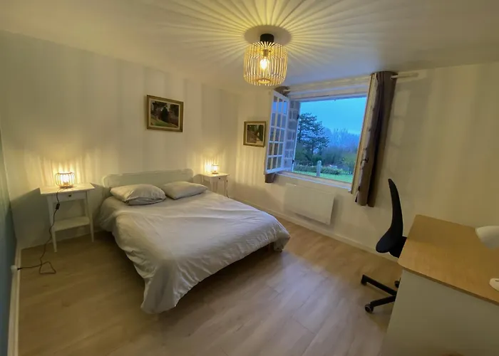 Dans Maison Proche *